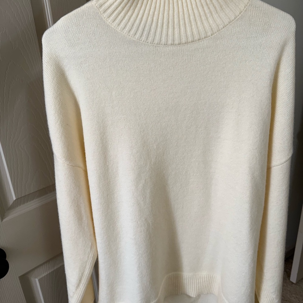 Because Of Alice (boa.) OVERSIZED Sweater